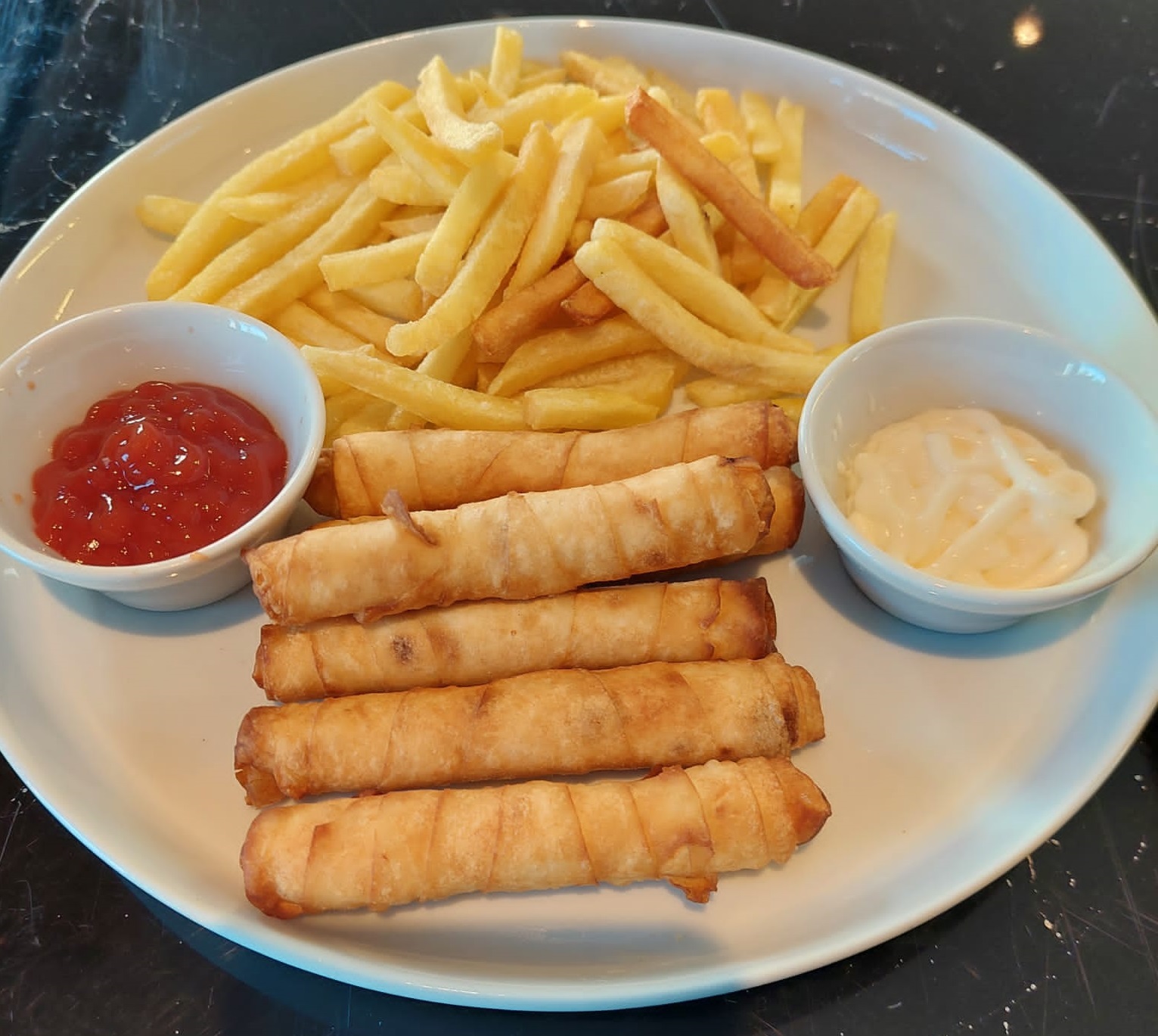 Patates Kızartması & Sigara Böreği