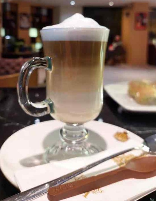 Latte Macchiato 